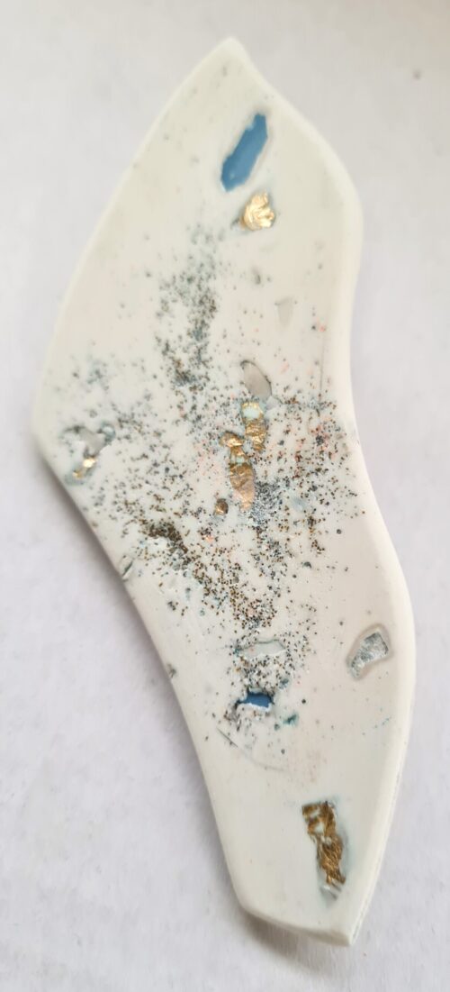 Abstract form pin