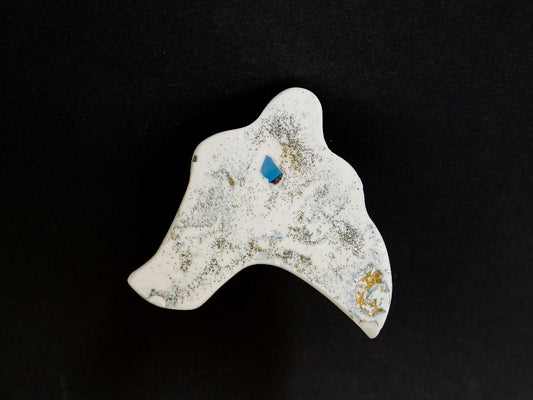 Jesmonite pin with gold leaf and ceramics shards