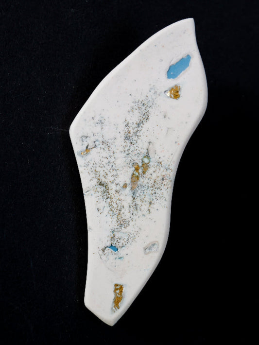 Abstract form pin